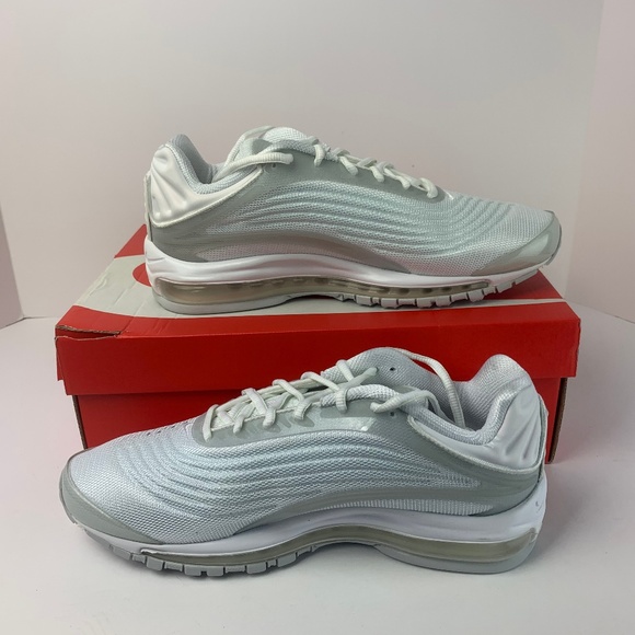 air max deluxe grade school